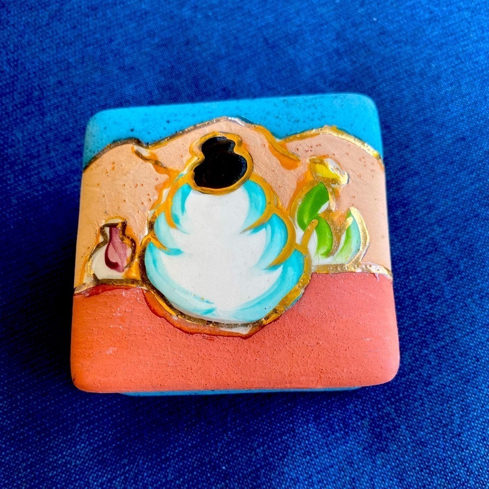 Nizhoni Originals Pottery Trinket box handmade.